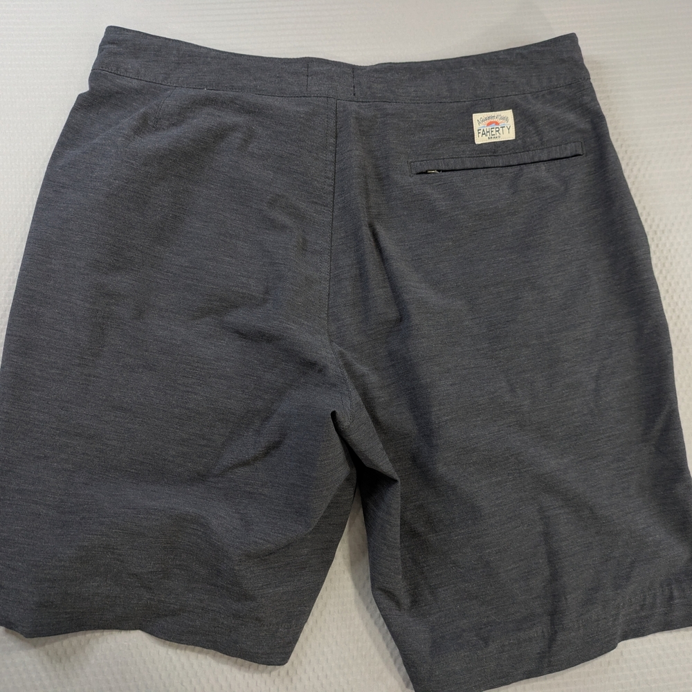 Faherty Mens All Day Shorts Size 33 Gray Chino Casual Golf Business Travel - Picture 2 of 6